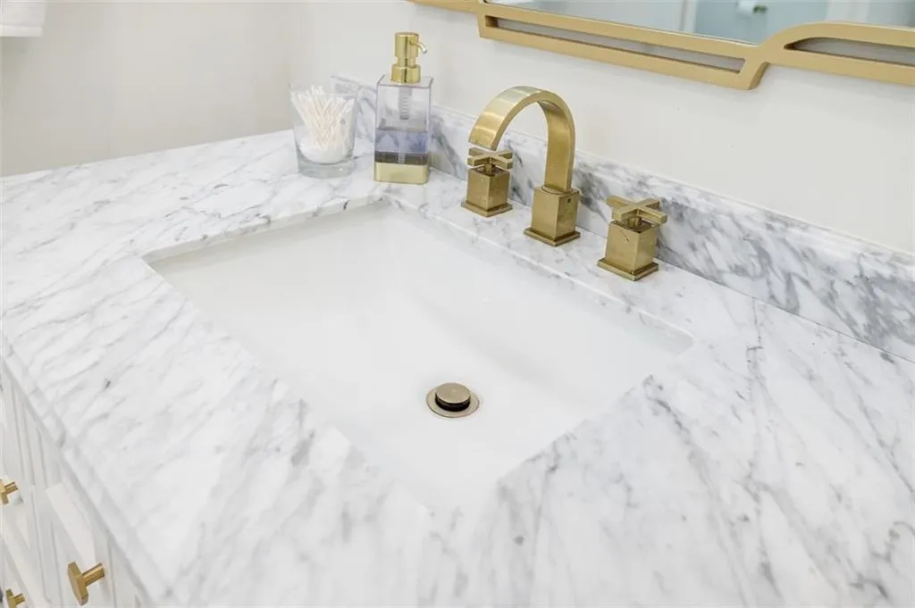 Room details featuring a sink