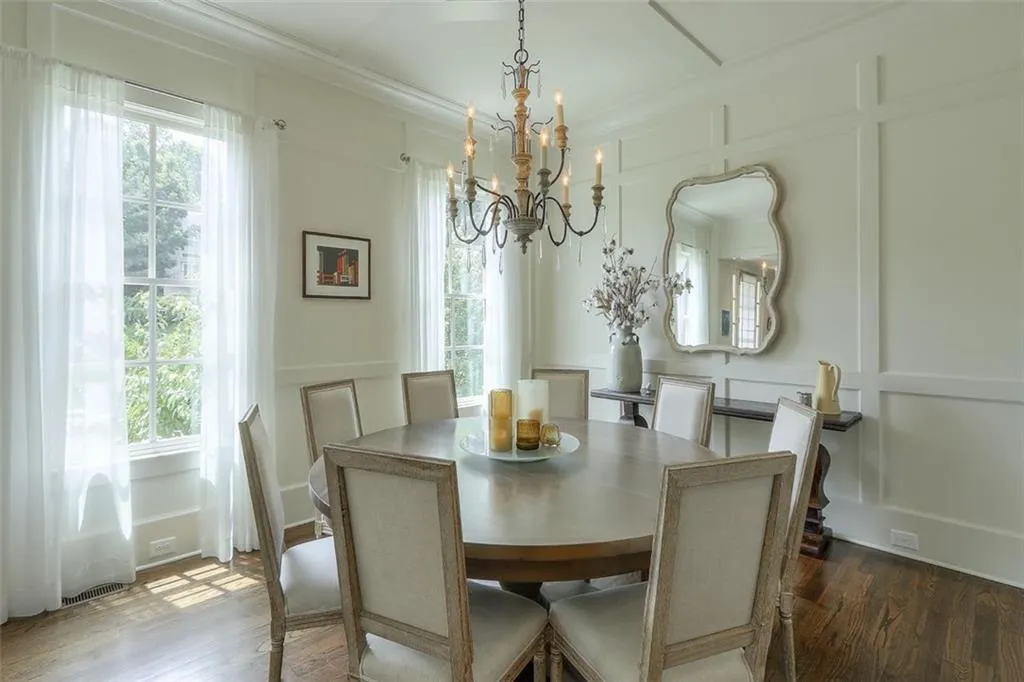 4805 Lafayette Court, Sandy Springs, Georgia 30327, 6 Bedrooms Bedrooms, ,6 BathroomsBathrooms,Residential,Sold,4805 Lafayette Court,6744268