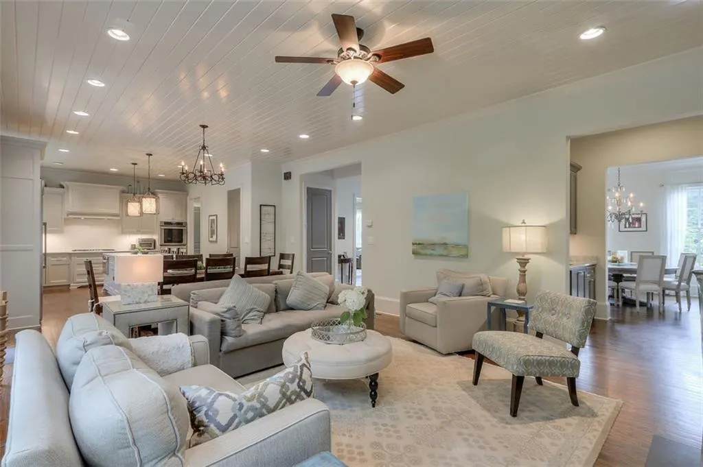 4805 Lafayette Court, Sandy Springs, Georgia 30327, 6 Bedrooms Bedrooms, ,6 BathroomsBathrooms,Residential,Sold,4805 Lafayette Court,6744268