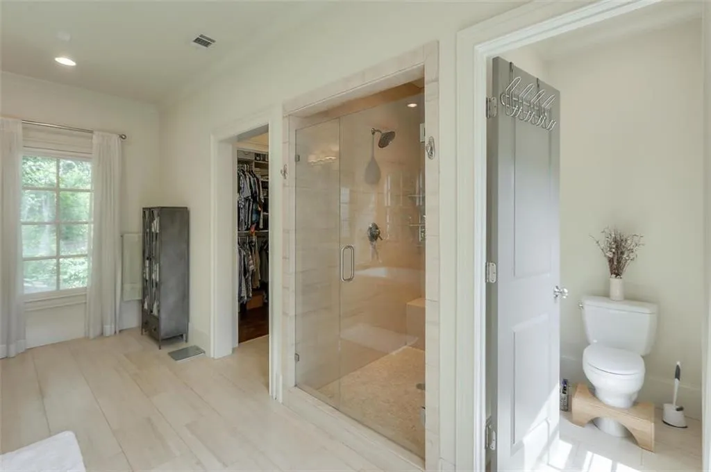 4805 Lafayette Court, Sandy Springs, Georgia 30327, 6 Bedrooms Bedrooms, ,6 BathroomsBathrooms,Residential,Sold,4805 Lafayette Court,6744268