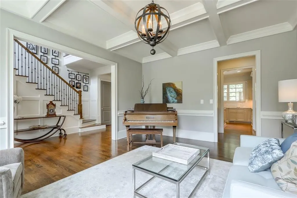 4805 Lafayette Court, Sandy Springs, Georgia 30327, 6 Bedrooms Bedrooms, ,6 BathroomsBathrooms,Residential,Sold,4805 Lafayette Court,6744268