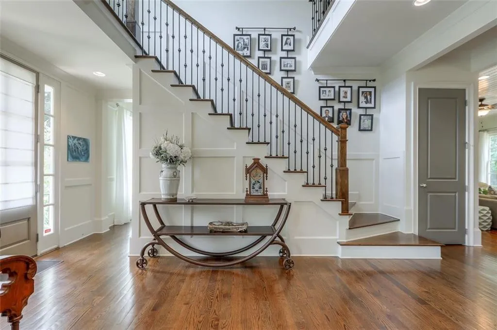 4805 Lafayette Court, Sandy Springs, Georgia 30327, 6 Bedrooms Bedrooms, ,6 BathroomsBathrooms,Residential,Sold,4805 Lafayette Court,6744268