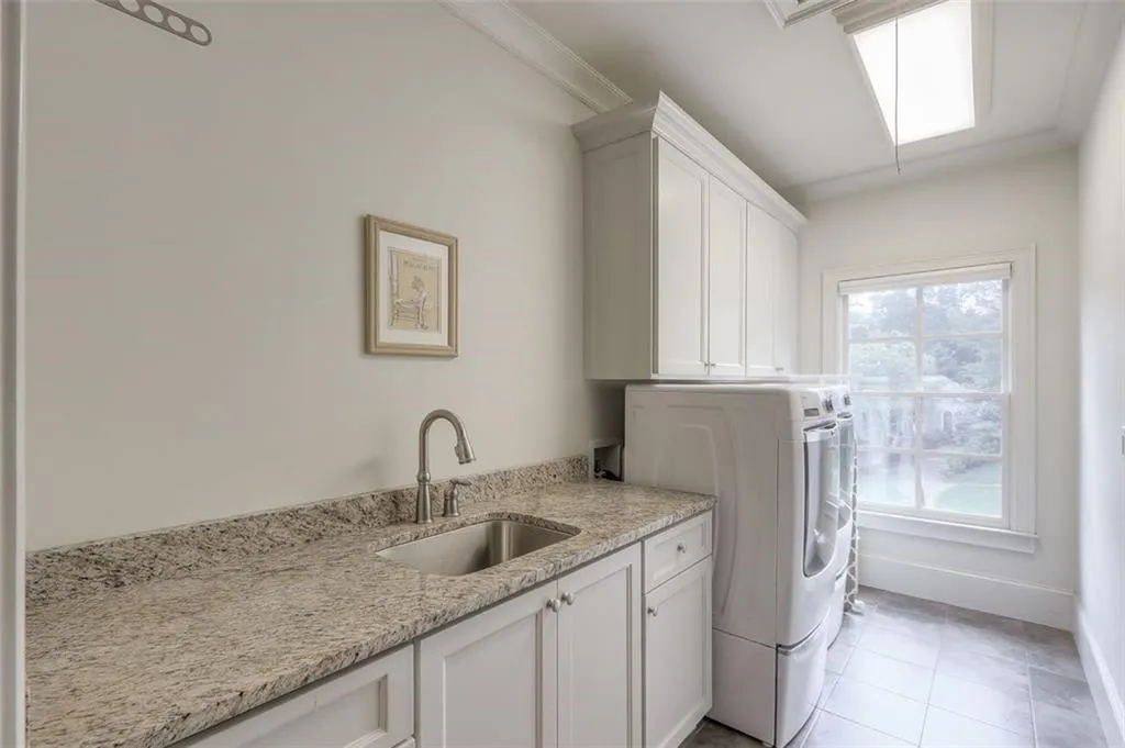 4805 Lafayette Court, Sandy Springs, Georgia 30327, 6 Bedrooms Bedrooms, ,6 BathroomsBathrooms,Residential,Sold,4805 Lafayette Court,6744268