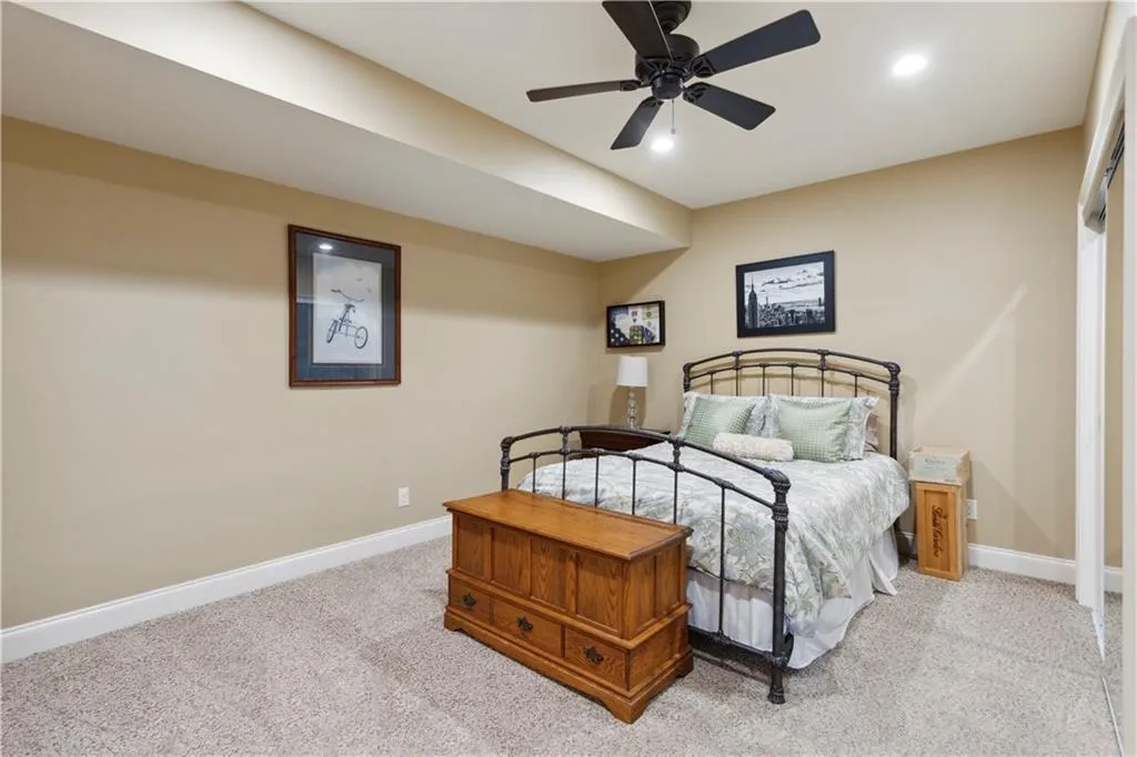 320 Quiet Water Lane, Sandy Springs, Georgia 30350, 5 Bedrooms Bedrooms, ,4 BathroomsBathrooms,Residential,Sold,320 Quiet Water Lane,7154745