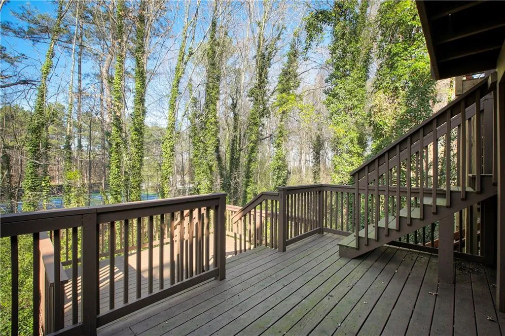 520 Brantley Road, Sandy Springs, Georgia 30350, 3 Bedrooms Bedrooms, ,3 BathroomsBathrooms,Residential,Sold,520 Brantley Road,5981767