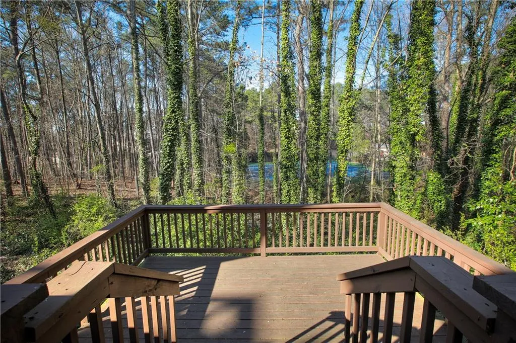 520 Brantley Road, Sandy Springs, Georgia 30350, 3 Bedrooms Bedrooms, ,3 BathroomsBathrooms,Residential,Sold,520 Brantley Road,5981767