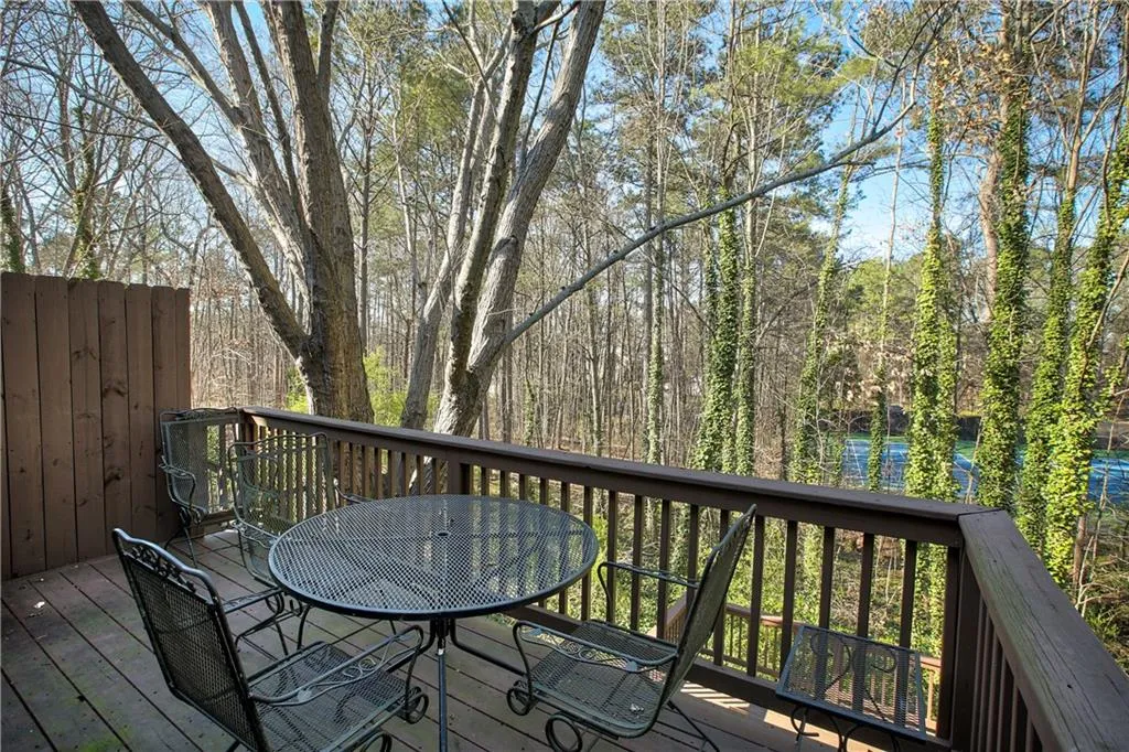 520 Brantley Road, Sandy Springs, Georgia 30350, 3 Bedrooms Bedrooms, ,3 BathroomsBathrooms,Residential,Sold,520 Brantley Road,5981767