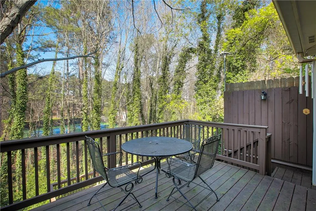 520 Brantley Road, Sandy Springs, Georgia 30350, 3 Bedrooms Bedrooms, ,3 BathroomsBathrooms,Residential,Sold,520 Brantley Road,5981767