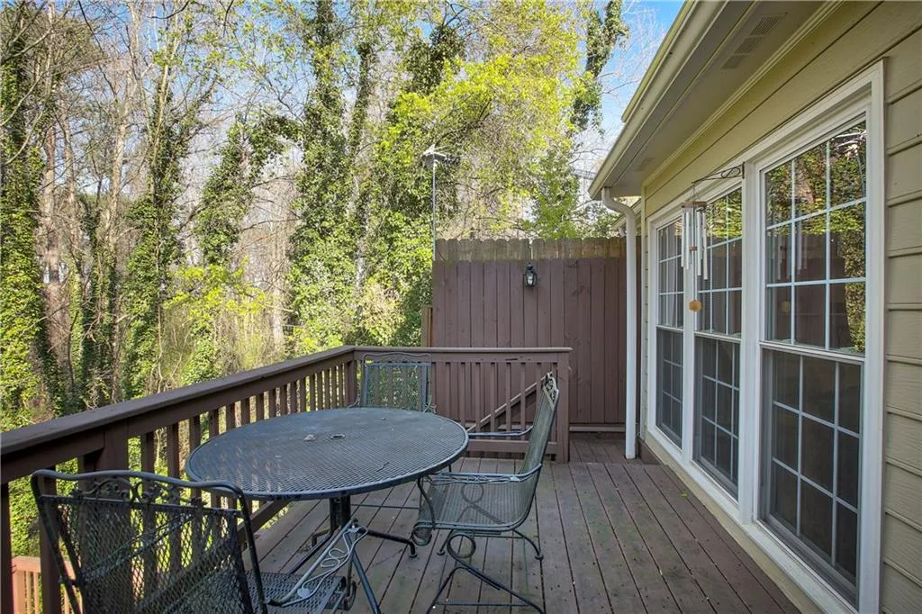 520 Brantley Road, Sandy Springs, Georgia 30350, 3 Bedrooms Bedrooms, ,3 BathroomsBathrooms,Residential,Sold,520 Brantley Road,5981767