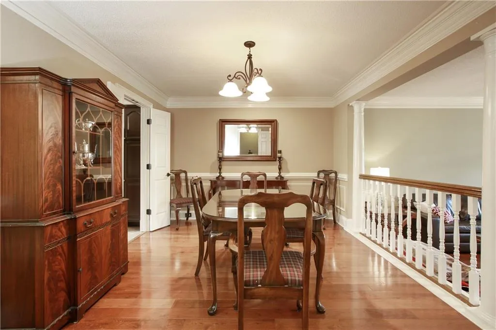 520 Brantley Road, Sandy Springs, Georgia 30350, 3 Bedrooms Bedrooms, ,3 BathroomsBathrooms,Residential,Sold,520 Brantley Road,5981767