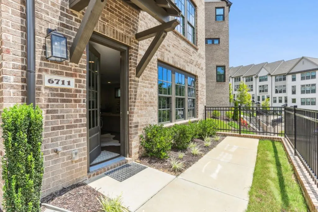 6711 Prelude Drive, Atlanta, Georgia 30328, 3 Bedrooms Bedrooms, ,4 BathroomsBathrooms,Residential,Sold,6711 Prelude Drive,7446368