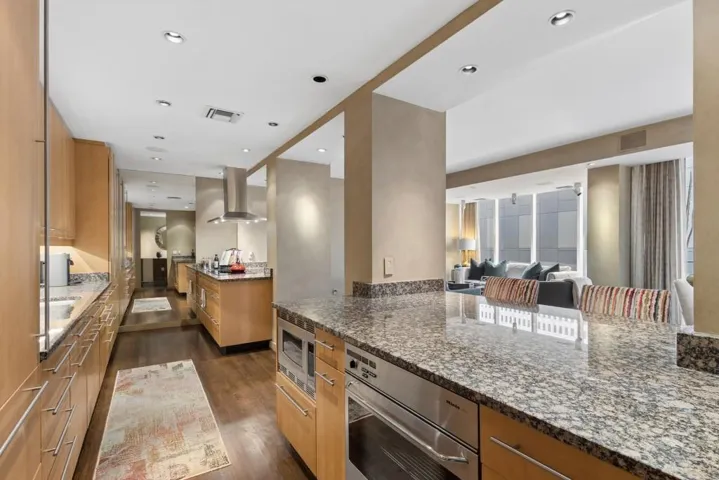 145 15th Street Ne Unit 824, Atlanta, Georgia 30309