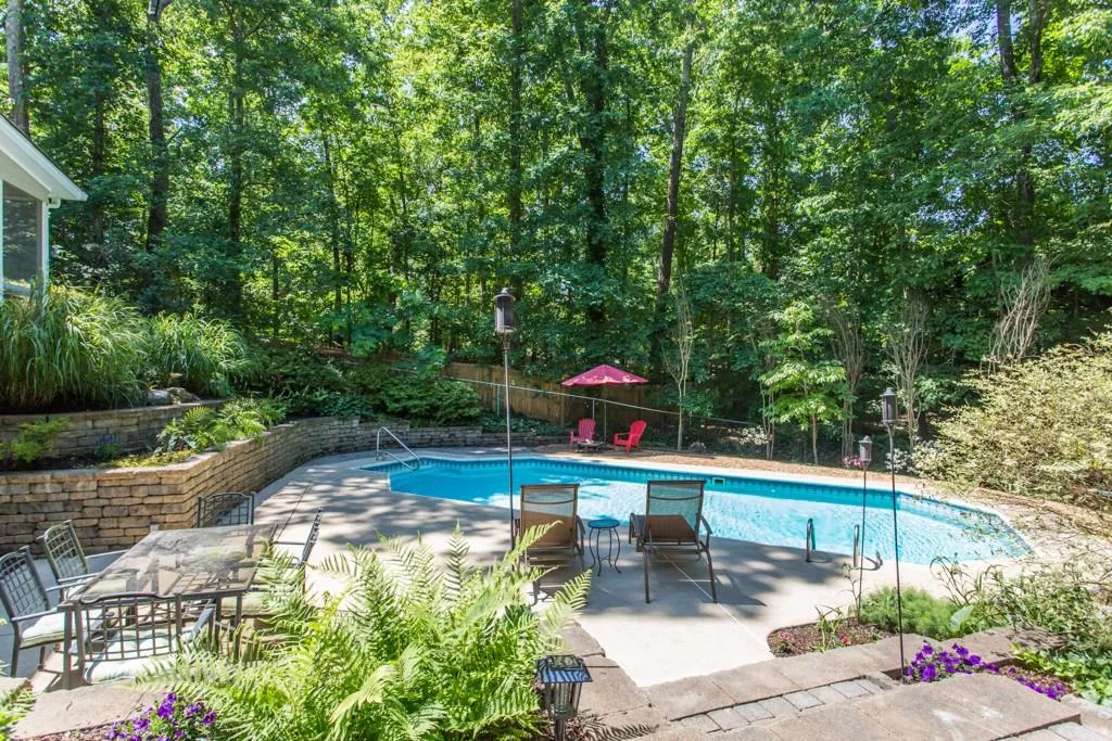 620 Bridgewater Drive, Atlanta, Georgia 30328, 4 Bedrooms Bedrooms, ,2 BathroomsBathrooms,Residential,Sold,620 Bridgewater Drive,5696442