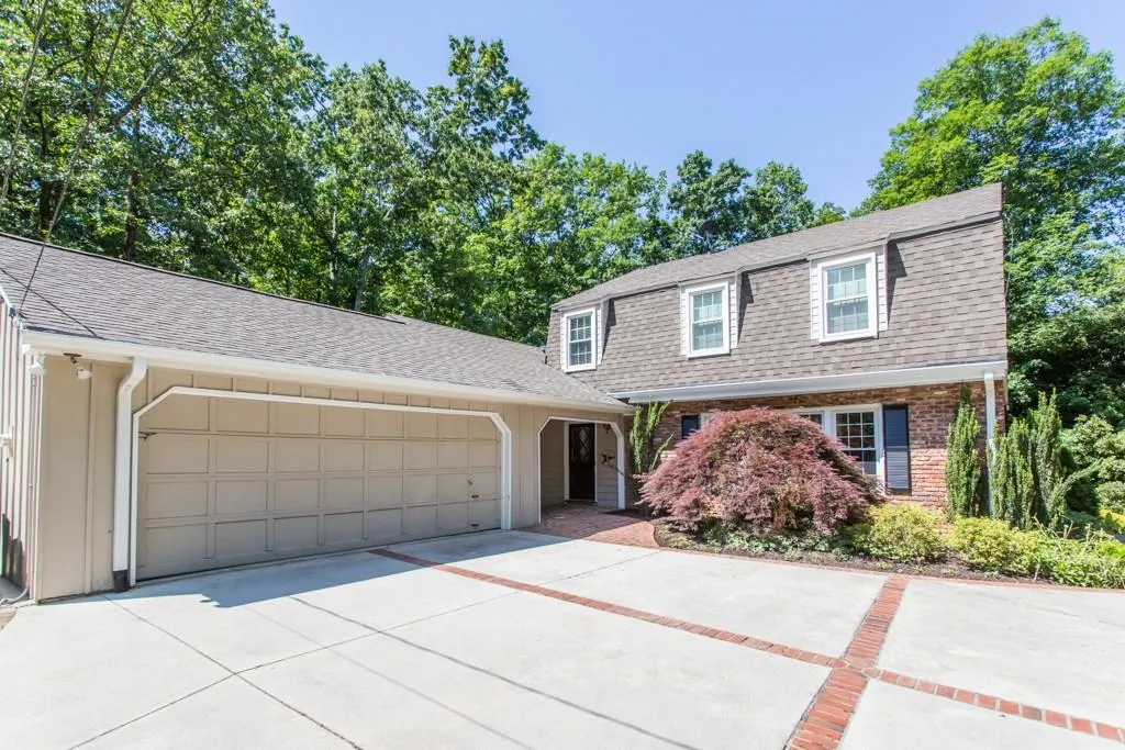 620 Bridgewater Drive, Atlanta, Georgia 30328, 4 Bedrooms Bedrooms, ,2 BathroomsBathrooms,Residential,Sold,620 Bridgewater Drive,5696442