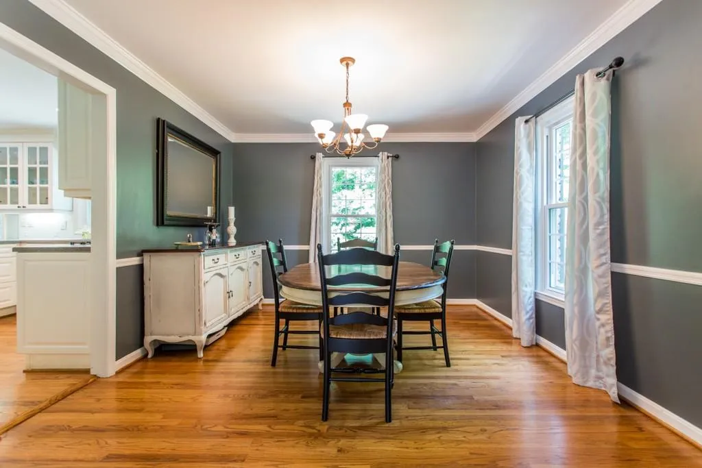 620 Bridgewater Drive, Atlanta, Georgia 30328, 4 Bedrooms Bedrooms, ,2 BathroomsBathrooms,Residential,Sold,620 Bridgewater Drive,5696442