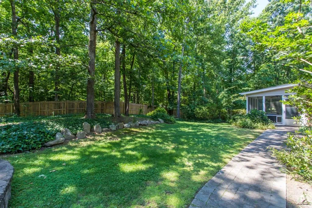 620 Bridgewater Drive, Atlanta, Georgia 30328, 4 Bedrooms Bedrooms, ,2 BathroomsBathrooms,Residential,Sold,620 Bridgewater Drive,5696442