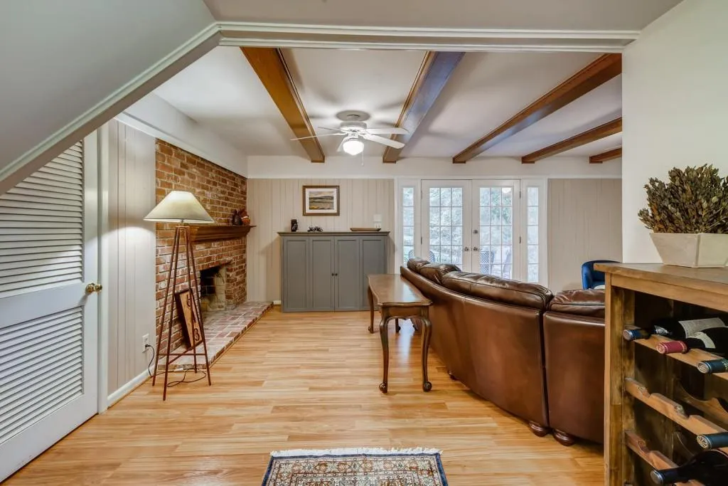 643 Starlight Drive, Sandy Springs, Georgia 30342, 4 Bedrooms Bedrooms, ,3 BathroomsBathrooms,Residential,Sold,643 Starlight Drive,6786515