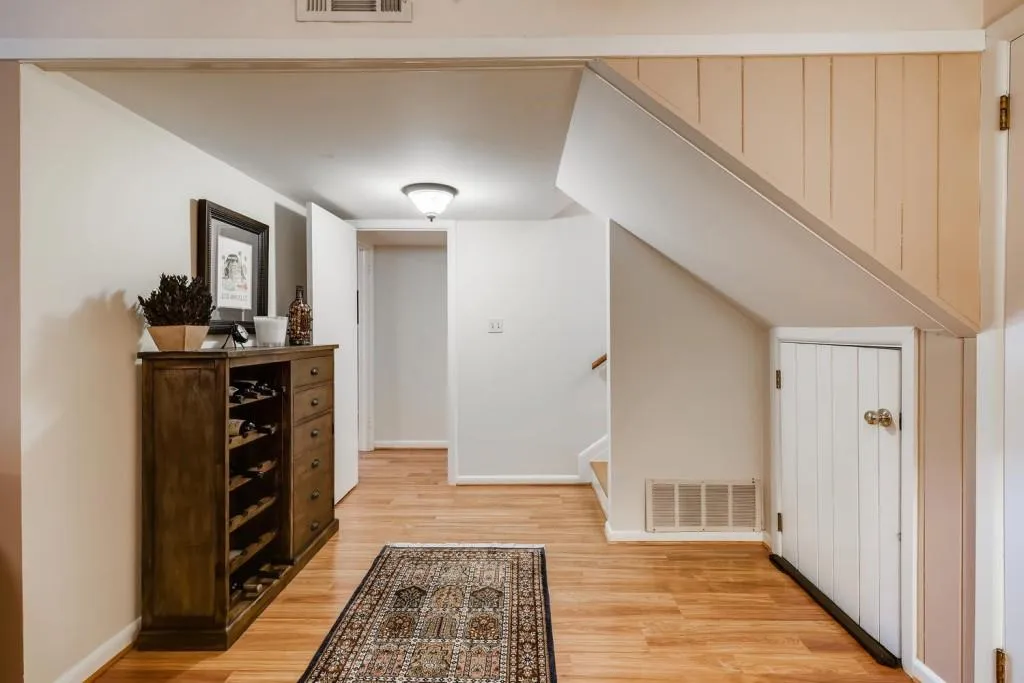 643 Starlight Drive, Sandy Springs, Georgia 30342, 4 Bedrooms Bedrooms, ,3 BathroomsBathrooms,Residential,Sold,643 Starlight Drive,6786515