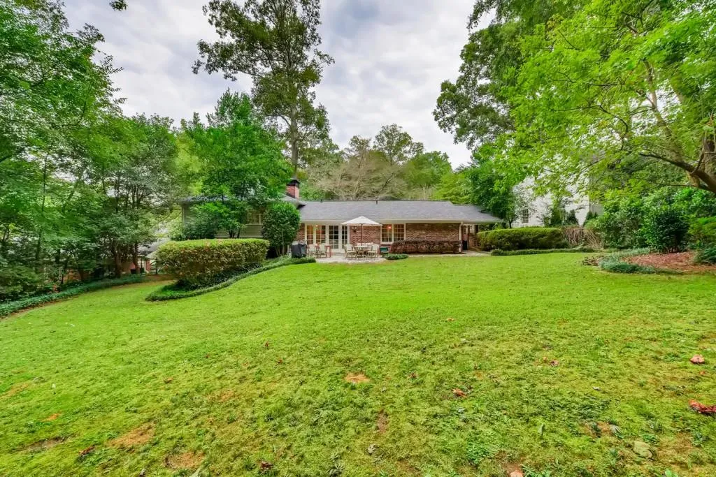 643 Starlight Drive, Sandy Springs, Georgia 30342, 4 Bedrooms Bedrooms, ,3 BathroomsBathrooms,Residential,Sold,643 Starlight Drive,6786515