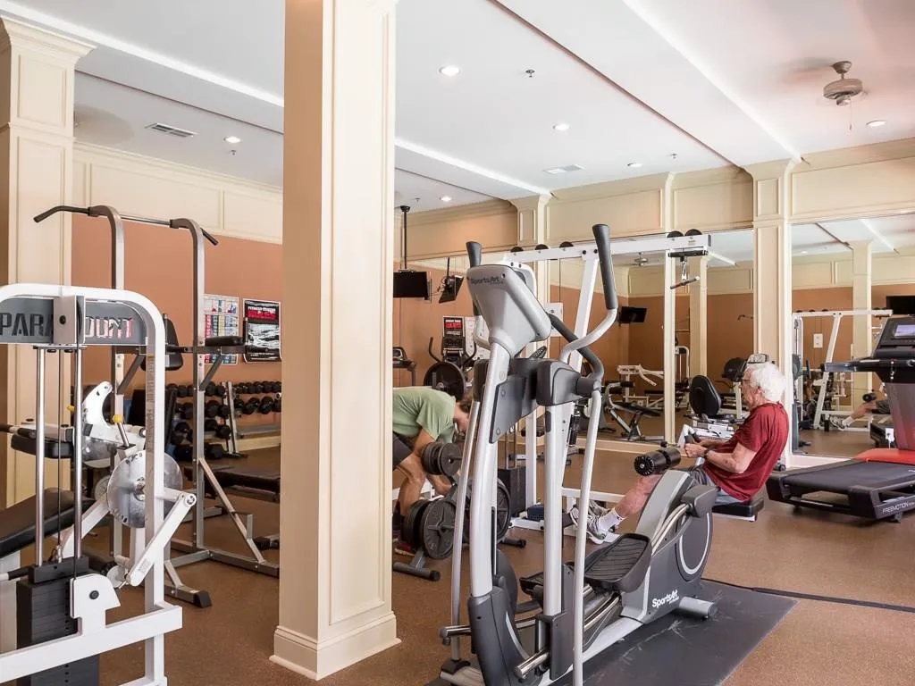 5490 Glenridge View, Sandy Springs, Georgia 30342, 2 Bedrooms Bedrooms, ,2 BathroomsBathrooms,Residential,Sold,5490 Glenridge View,5712921