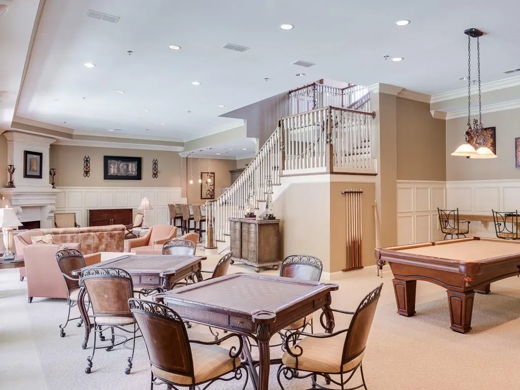 5490 Glenridge View, Sandy Springs, Georgia 30342, 2 Bedrooms Bedrooms, ,2 BathroomsBathrooms,Residential,Sold,5490 Glenridge View,5712921