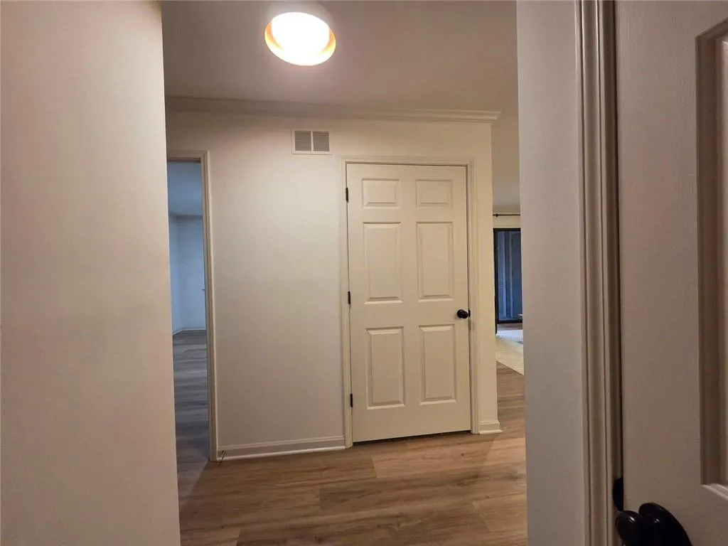 301 Barrington Hills Drive, Atlanta, Georgia 30350, 2 Bedrooms Bedrooms, ,2 BathroomsBathrooms,Residential,For Sale,301 Barrington Hills Drive,7712343