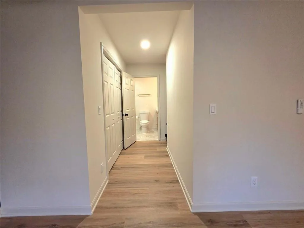 301 Barrington Hills Drive, Atlanta, Georgia 30350, 2 Bedrooms Bedrooms, ,2 BathroomsBathrooms,Residential,For Sale,301 Barrington Hills Drive,7712343