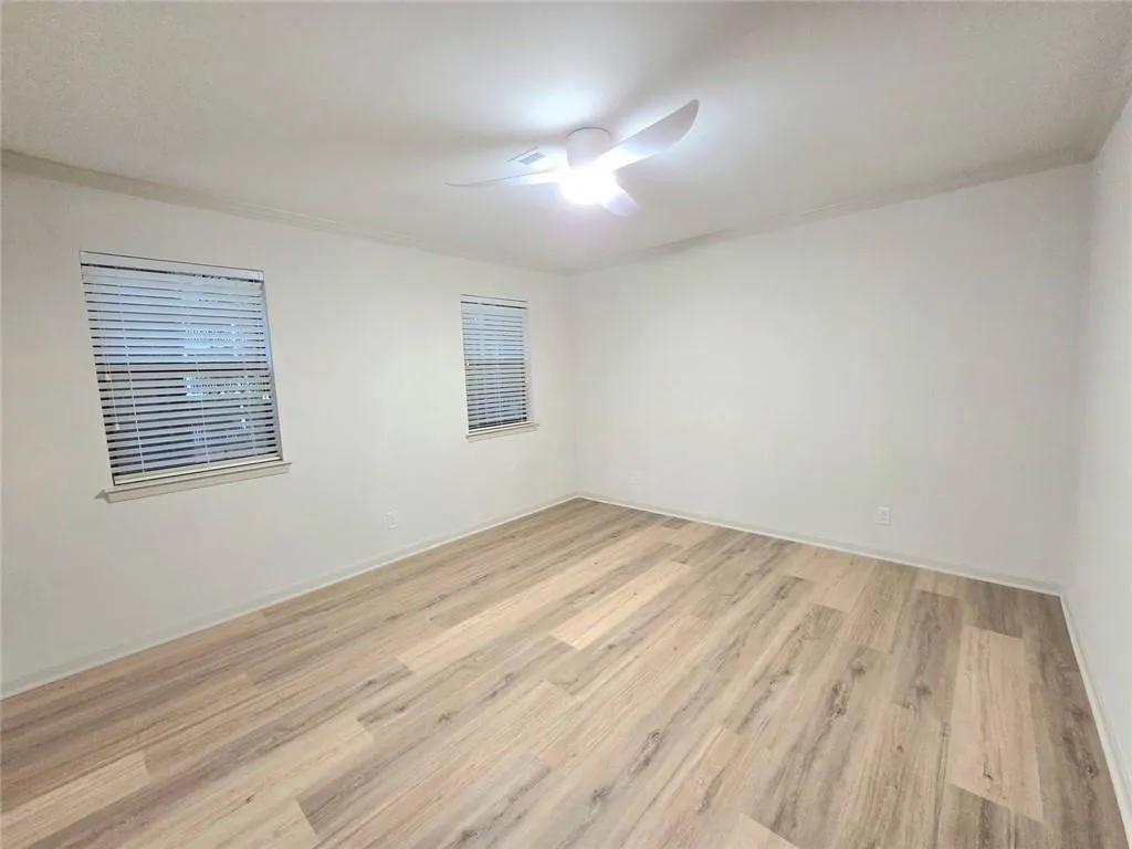 301 Barrington Hills Drive, Atlanta, Georgia 30350, 2 Bedrooms Bedrooms, ,2 BathroomsBathrooms,Residential,For Sale,301 Barrington Hills Drive,7712343