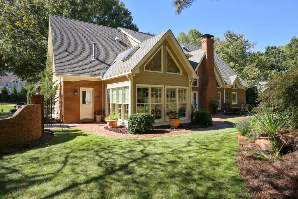 1830 E Stoneykirk Close, Sandy Springs, Georgia 30350, 4 Bedrooms Bedrooms, ,4 BathroomsBathrooms,Residential,Sold,1830 E Stoneykirk Close,6639185