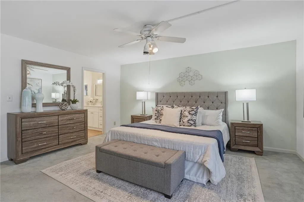 5180 Chemin De Vie, Atlanta, Georgia 30342, 2 Bedrooms Bedrooms, ,2 BathroomsBathrooms,Residential,Sold,5180 Chemin De Vie,7720673