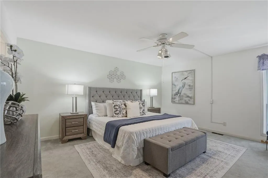 5180 Chemin De Vie, Atlanta, Georgia 30342, 2 Bedrooms Bedrooms, ,2 BathroomsBathrooms,Residential,Sold,5180 Chemin De Vie,7720673