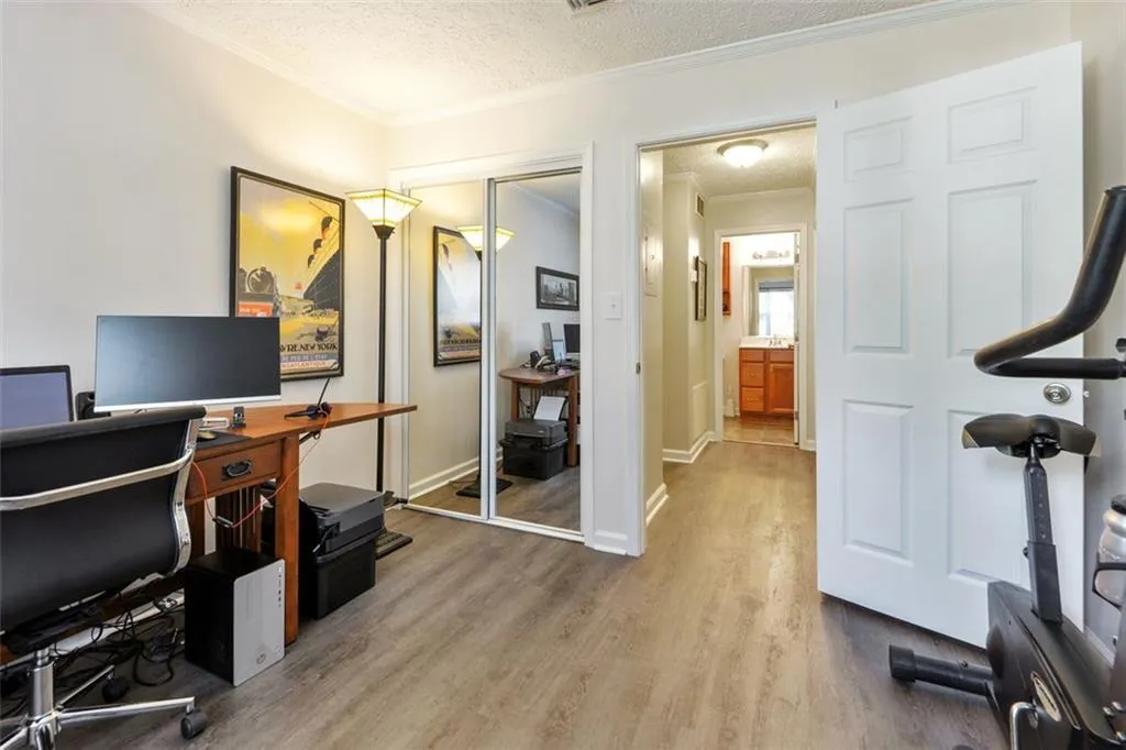 6818 Glenridge Drive Unit J, Atlanta, Georgia 30328, 2 Bedrooms Bedrooms, ,2 BathroomsBathrooms,Residential,Sold,6818 Glenridge Drive Unit J,6928503