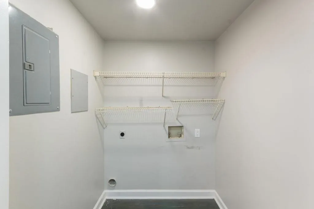 795 Hammond Drive Unit 303, Atlanta, Georgia 30328, 1 Bedroom Bedrooms, ,1 BathroomBathrooms,Residential,Sold,795 Hammond Drive Unit 303,6739552