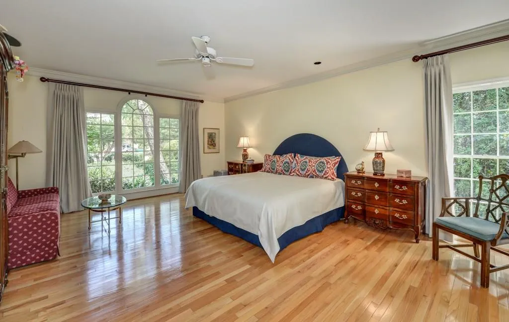 145 Belmont Trace, Sandy Springs, Georgia 30328, 3 Bedrooms Bedrooms, ,2 BathroomsBathrooms,Residential,Sold,145 Belmont Trace,5721176