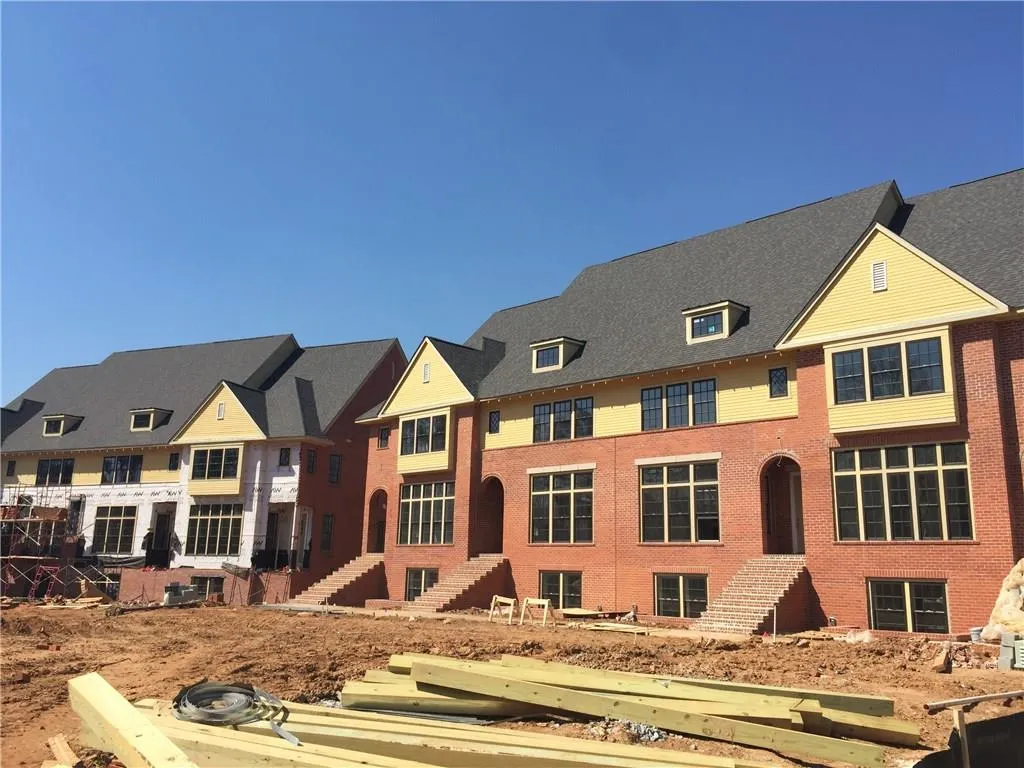 6404 Radiant Trace Unit 72, Sandy Springs, Georgia 30328, 3 Bedrooms Bedrooms, ,3 BathroomsBathrooms,Residential,Sold,6404 Radiant Trace Unit 72,5903290