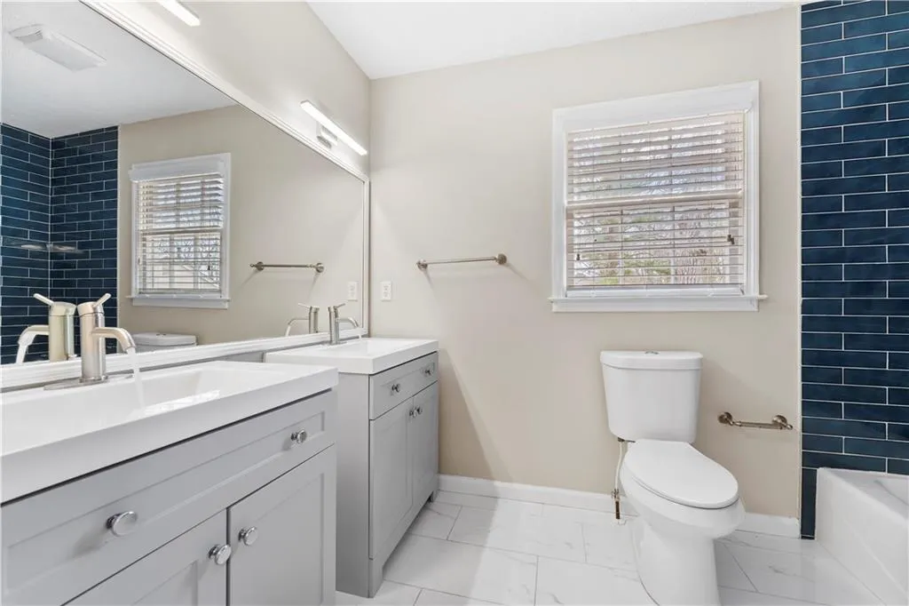 315 Amador Circle, Sandy Springs, Georgia 30350, 4 Bedrooms Bedrooms, ,2 BathroomsBathrooms,Residential,Sold,315 Amador Circle,7348859