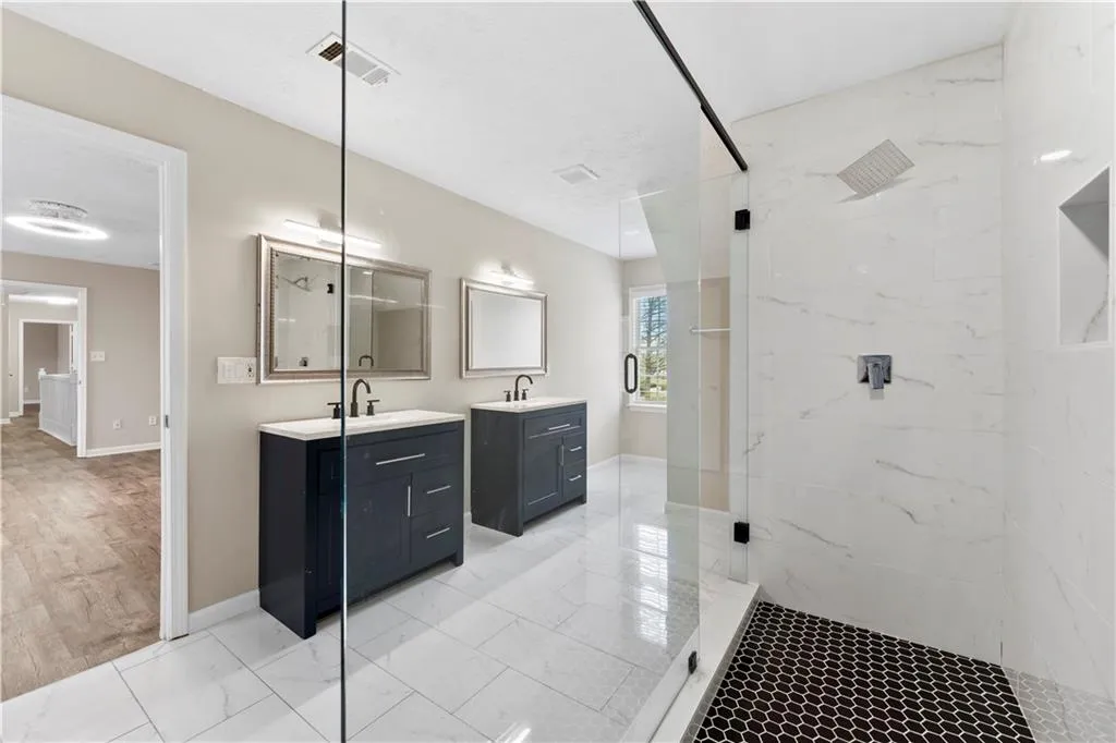 315 Amador Circle, Sandy Springs, Georgia 30350, 4 Bedrooms Bedrooms, ,2 BathroomsBathrooms,Residential,Sold,315 Amador Circle,7348859