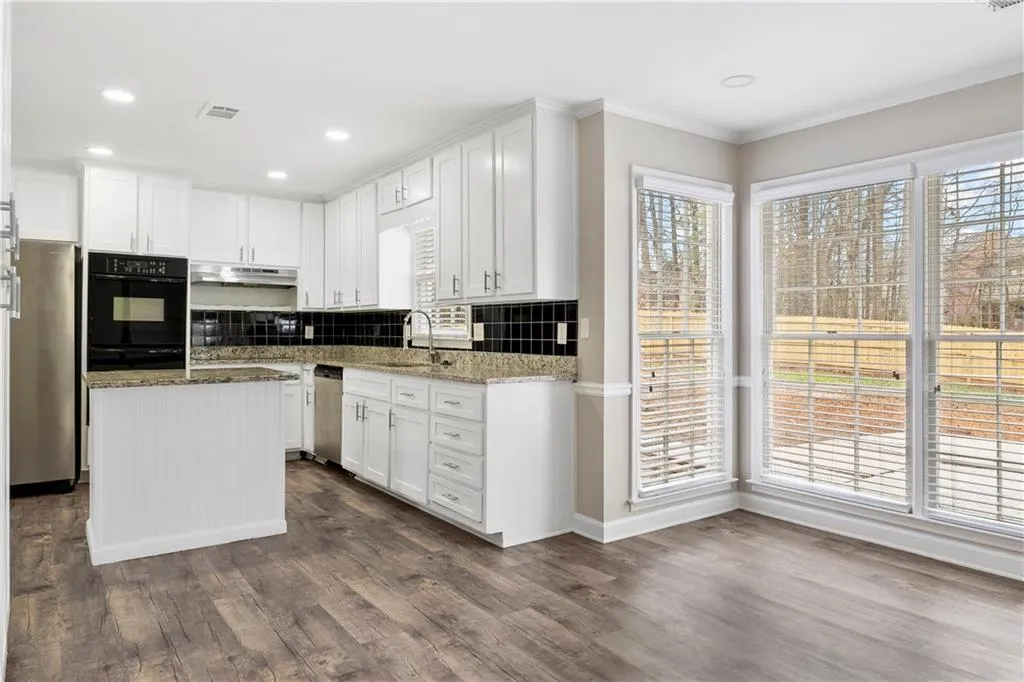 315 Amador Circle, Sandy Springs, Georgia 30350, 4 Bedrooms Bedrooms, ,2 BathroomsBathrooms,Residential,Sold,315 Amador Circle,7348859