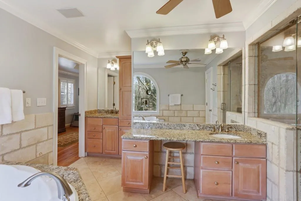 5650 Colton Drive, Atlanta, Georgia 30342, 3 Bedrooms Bedrooms, ,2 BathroomsBathrooms,Residential,Sold,5650 Colton Drive,6515689