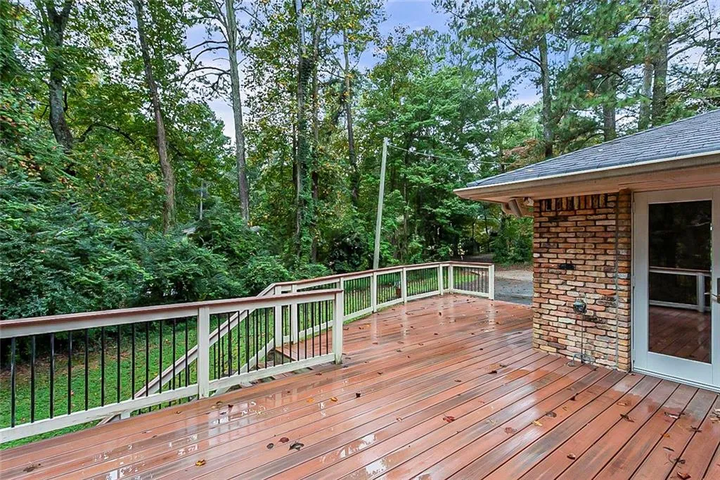 8380 Berkley, Atlanta, Georgia 30350, 4 Bedrooms Bedrooms, ,3 BathroomsBathrooms,Residential,Sold,8380 Berkley,6961393