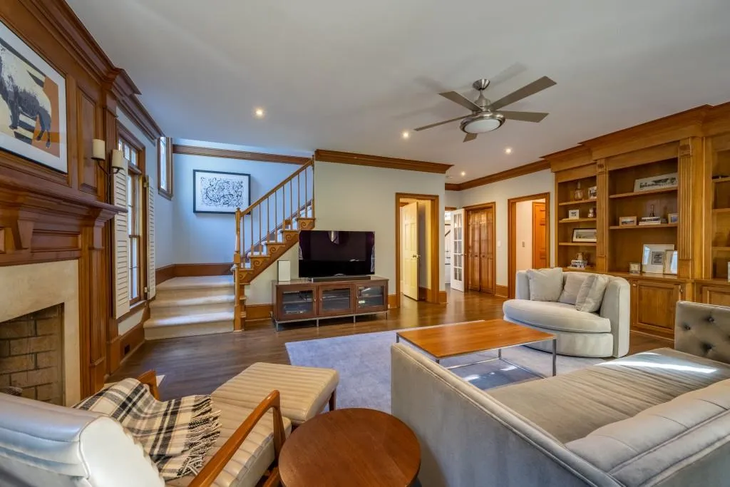 110 Knightsridge Court, Sandy Springs, Georgia 30350, 4 Bedrooms Bedrooms, ,4 BathroomsBathrooms,Residential,Sold,110 Knightsridge Court,6969026