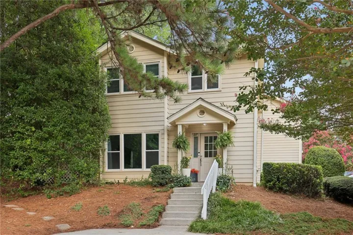 217 Peachtree Hollow Court, Sandy Springs, Georgia 30328