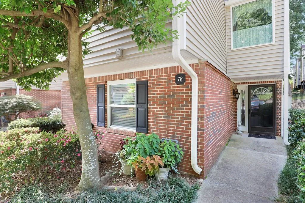 78 Dunwoody Springs Drive Unit 78, Sandy Springs, Georgia 30328, 2 Bedrooms Bedrooms, ,2 BathroomsBathrooms,Residential,Sold,78 Dunwoody Springs Drive Unit 78,6881890