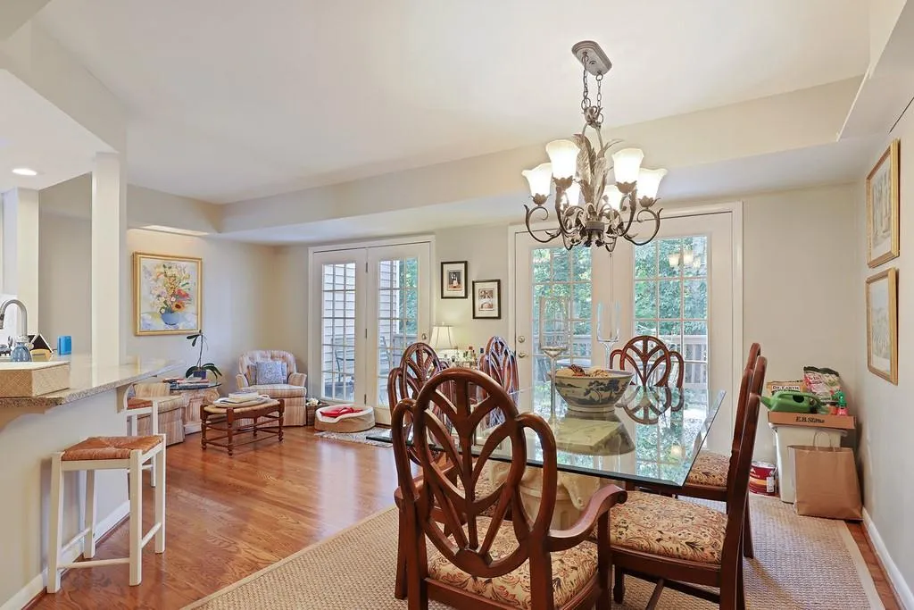 78 Dunwoody Springs Drive Unit 78, Sandy Springs, Georgia 30328, 2 Bedrooms Bedrooms, ,2 BathroomsBathrooms,Residential,Sold,78 Dunwoody Springs Drive Unit 78,6881890