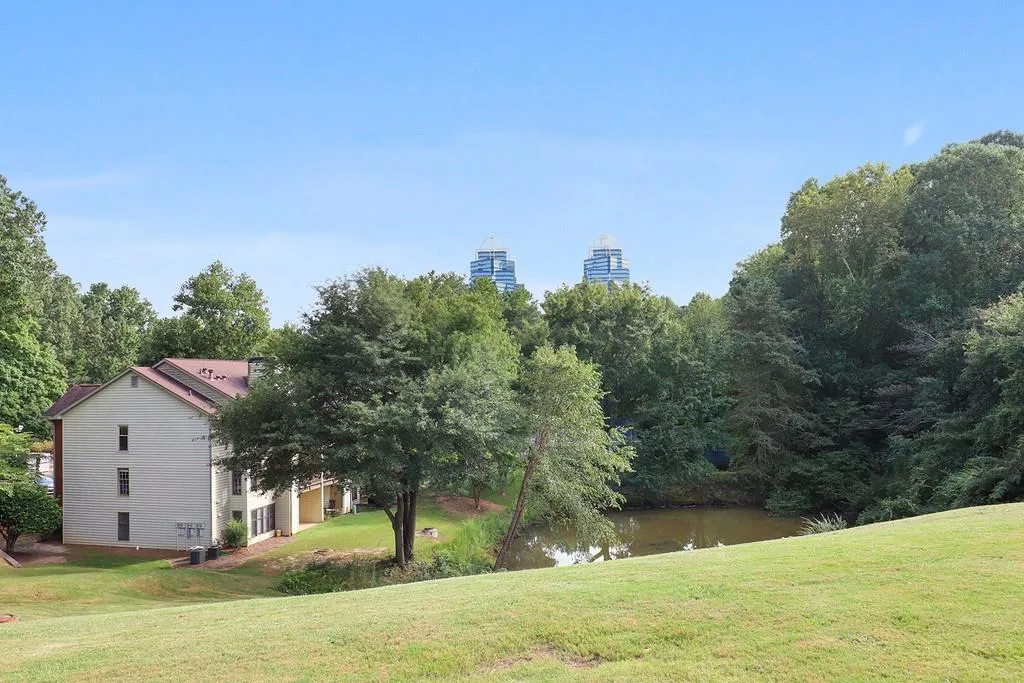 78 Dunwoody Springs Drive Unit 78, Sandy Springs, Georgia 30328, 2 Bedrooms Bedrooms, ,2 BathroomsBathrooms,Residential,Sold,78 Dunwoody Springs Drive Unit 78,6881890