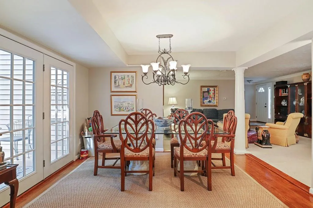 78 Dunwoody Springs Drive Unit 78, Sandy Springs, Georgia 30328, 2 Bedrooms Bedrooms, ,2 BathroomsBathrooms,Residential,Sold,78 Dunwoody Springs Drive Unit 78,6881890