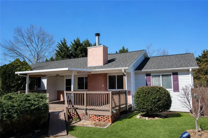 1825 Skyline Drive