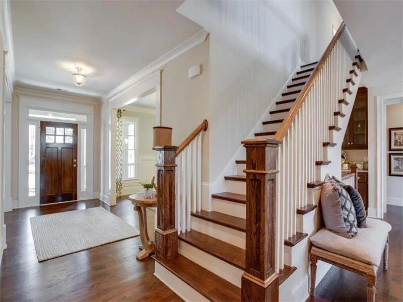 25 Spalding Court, Sandy Springs, Georgia 30350, 4 Bedrooms Bedrooms, ,3 BathroomsBathrooms,Residential,Sold,25 Spalding Court,5803351