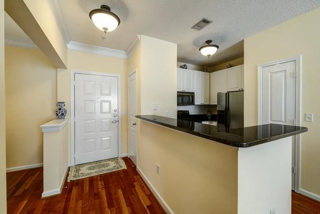 10 Perimeter Summit Boulevard Ne Unit 2204, Brookhaven, Georgia 30319, 2 Bedrooms Bedrooms, ,2 BathroomsBathrooms,Residential,Sold,10 Perimeter Summit Boulevard Ne Unit 2204,5926931