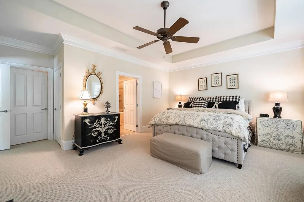 1190 Glenridge Place, Sandy Springs, Georgia 30342, 3 Bedrooms Bedrooms, ,3 BathroomsBathrooms,Residential,Sold,1190 Glenridge Place,6776767